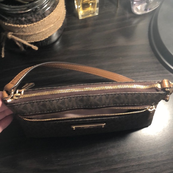 Michael Kors Wallet/Purse - Picture 4 of 4